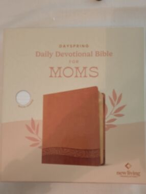 DaySpring Daily Devotional Bible for Moms - Camel/Brown